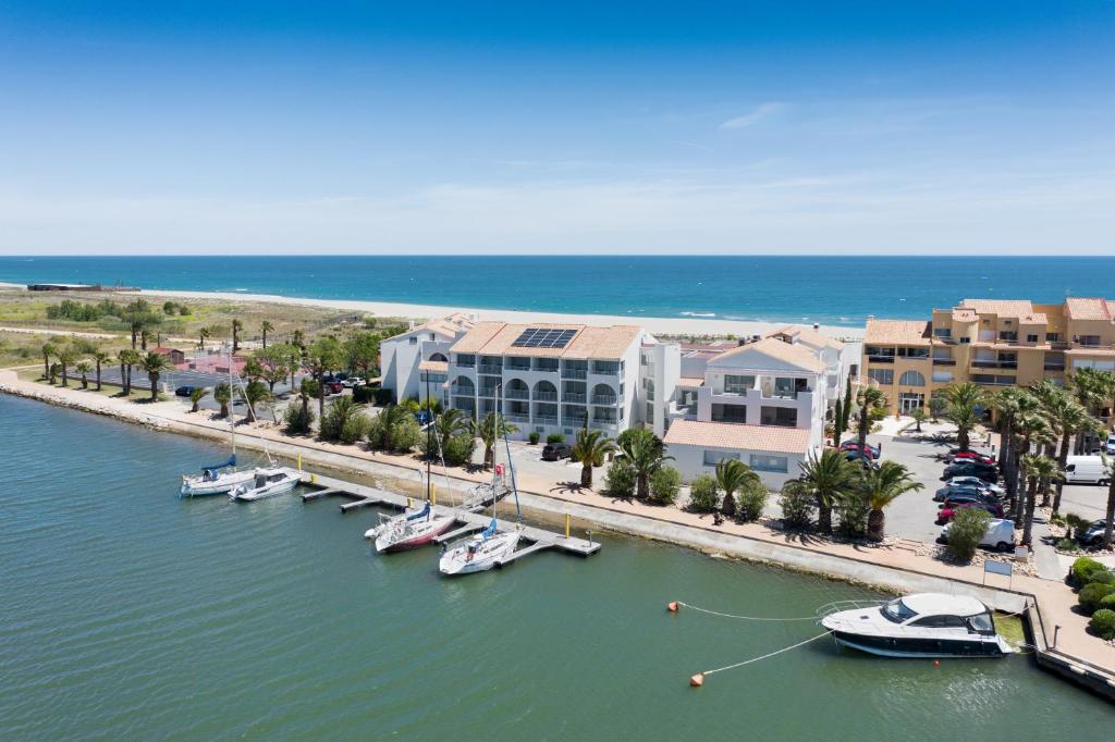 Magnifique appart 6 pers 2 chambres CLIMATISÉ avec terrasse aménagée 37m2 34300 Le Cap d\'Agde