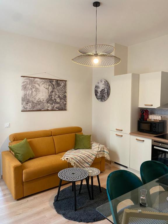 Magnifique appartement au centre ville avec parking privé et gratuit LE JARDIN DES PLANTES 1 Rue Jehan de Marville, 21000 Dijon