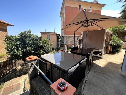 Appartement Magnifique appartement avec vue mer à Villefranche 15 Chemin prive de la Darse 06230 Villefranche-sur-Mer Provence-Alpes-Côte d\'Azur