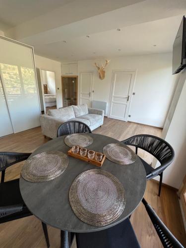 Magnifique appartement classé 4 étoiles avec Sauna et terrasse dans chalet