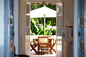Magnifique appartement d'époque avec Vue Mer 4 personnes avec terrasse Le Port Nice
