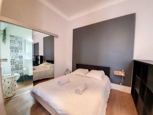 Appartement Magnifique Appartement - Hôtel du Parc - VICHY 21 Rue du Parc 03200 Vichy Auvergne