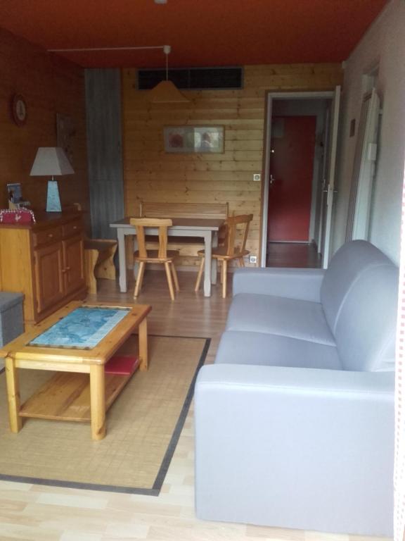 Magnifique appartement proche centre-ville et gare chemin du barrage 51000 Châlons-en-Champagne