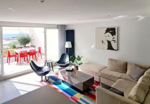 MAGNIFIQUE APPARTEMENT VUE MER - GRANDE TERRASSE ET PISCINE