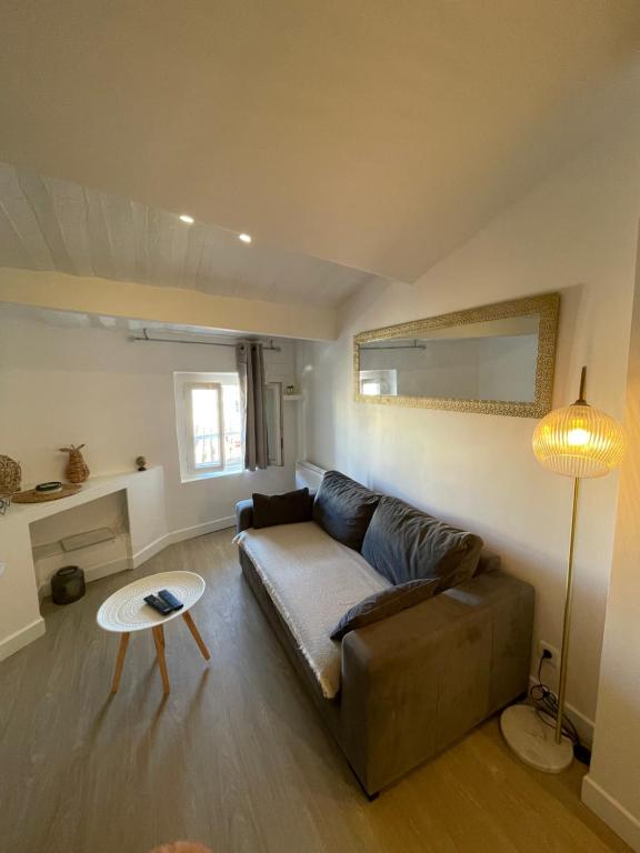 Magnifique Duplex Vieil Antibes 18 Rue James Close, 06600 Antibes