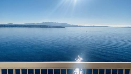 Magnifique duplex vue mer inoubliable Sanary Sur Mer