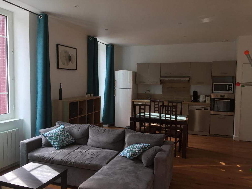 Appartement Magnifique et lumineux appartement au cœur du Sancy avenue du Docteur Roux 63710 Saint-Nectaire