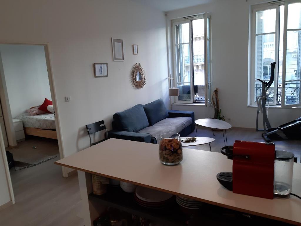 Appartement Magnifique haut de gamme logement entier T2 vieux port 65 Rue de la République 13002 Marseille