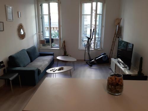 Magnifique haut de gamme logement entier T2 vieux port