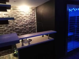 magnifique loft avec jacuzzi et sauna privatif