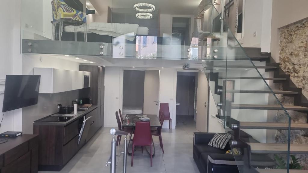 Magnifique Loft Cannes 16 Rue Louis Perrissol, 06400 Cannes