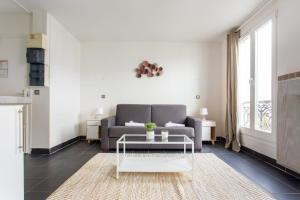 Magnifique Studio 11- Edouard Vaillant