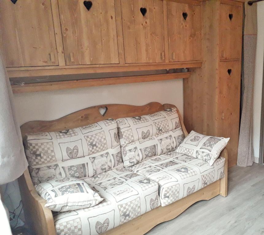 Appartement Magnifique studio au pied du télécabine d'Arrondaz et des pistes de ski D171 5ème étage Résidence Le Thabor D 640 rue des bettets 73500 Modane