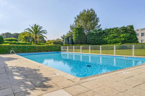 Magnifique studio avec piscine et balcon - Antibes - Welkeys