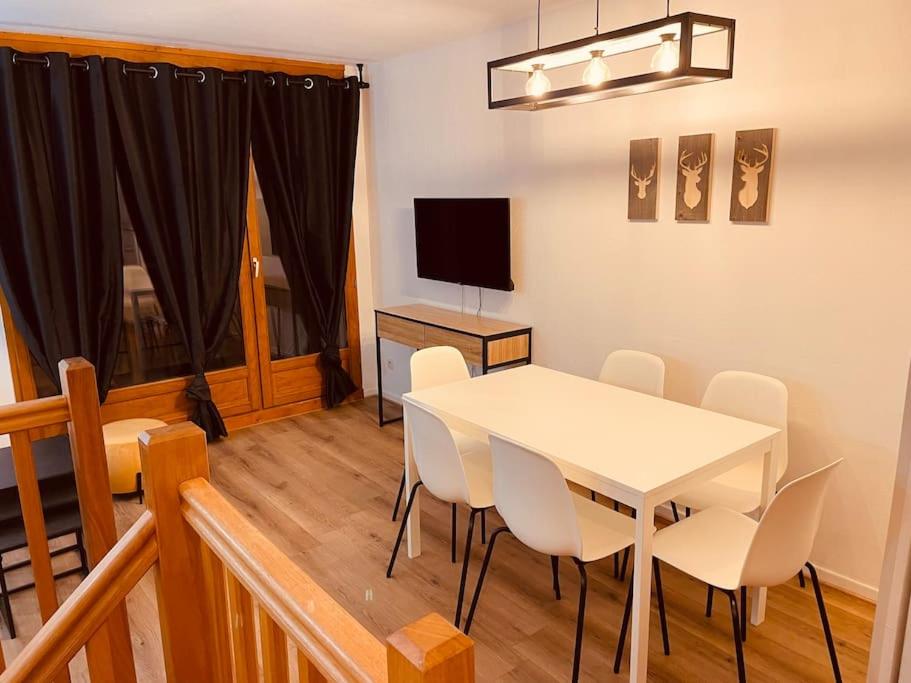 Appartement Magnifique T3 duplex 6 pers avec parking privé. 144 Rue du Queyrelet 05170 Orcières