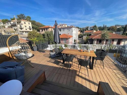 MAGNIFIQUE TERRASSE ENSOLEILLÉE