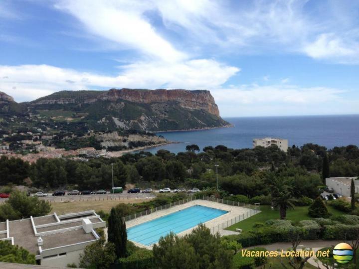 Appartement Magnifique vue baie et Cap Canaille Parking/Piscine Avenue des Carriers 13260 Cassis