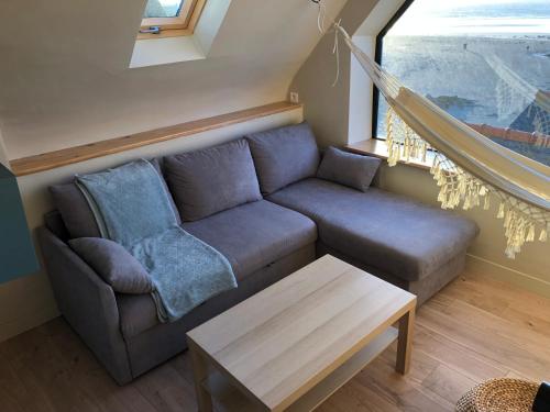 Magnifique vue mer, dans un petit appartement.