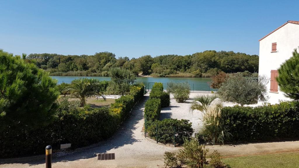 Appartement Magnifique vue sur la Lagune pour ce T3 avec piscine et parking-5CORT2 Avenue Armand Lanoux 66750 Saint-Cyprien Plage