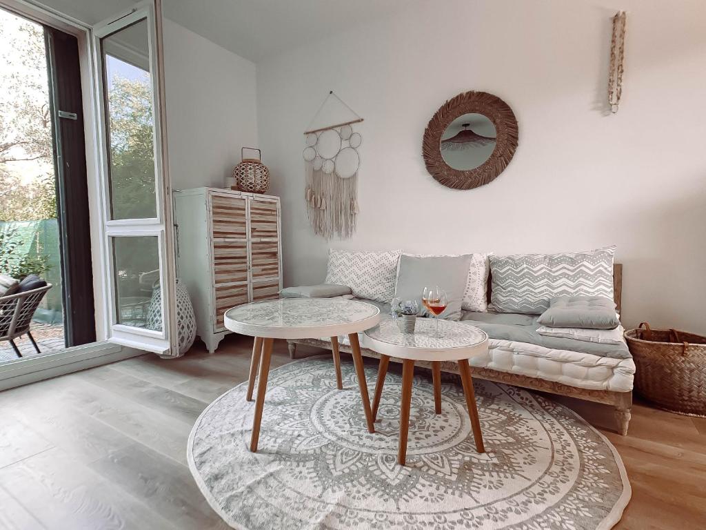 Magnolia Apartment