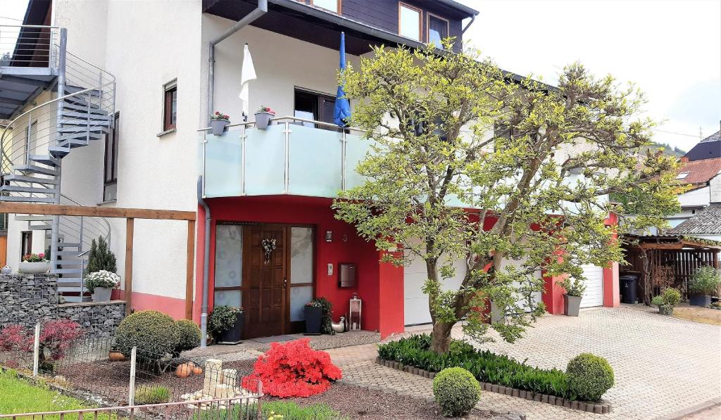 Magnolia Wallstraße 3, 54441 Ockfen
