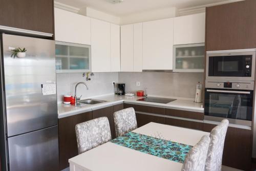 Magoito Sea View Apartment