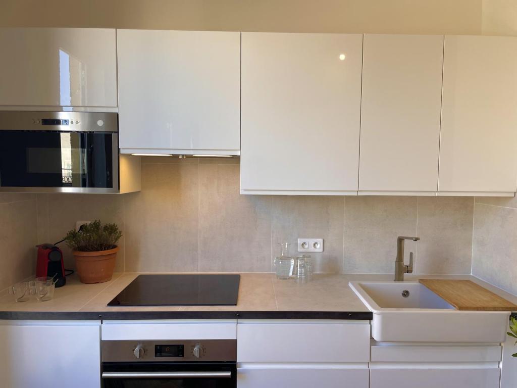 Maï Homes - La Terrasse Grignan 17 Rue Grignan, 13006 Marseille