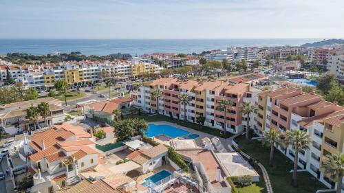 MAIN AVENUE ALBUFEIRA, walk to beach, Old Town, shooping, top location