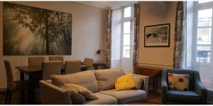 MAIRIE -APPT 75M2 -3 CHBRES Séparées
