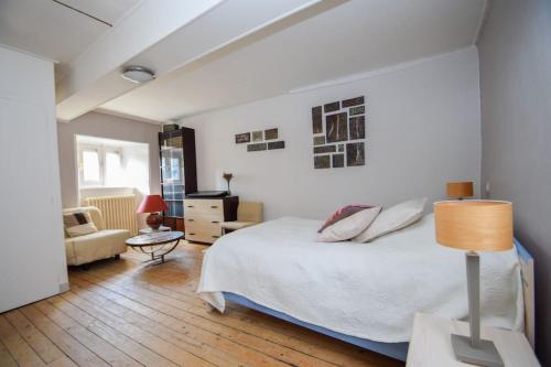 Maison 4 personnes à 500m du château de Léhon