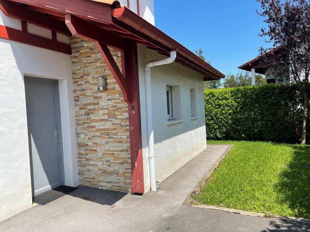 Appartement Maison Aitaren Eskua 2 Impasse du Ruisseau d'Ibardin 64122 Urrugne