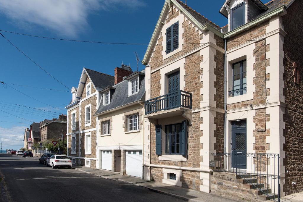 Maison au soleil