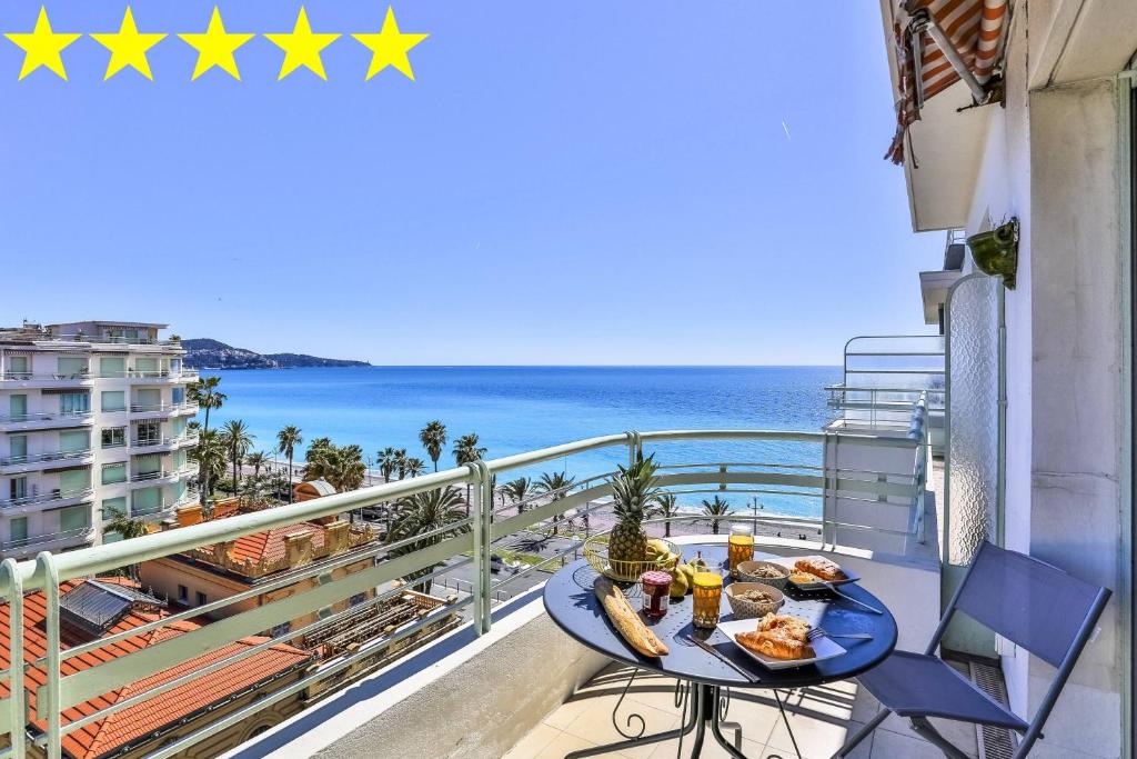 Appartement Maison Bianchi - 1156 Promenade des Anglais 115 Promenade des Anglais 06200 Nice