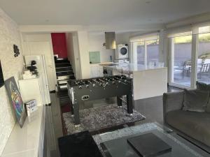 Maison de détente chaleureuse équipée d’un sauna