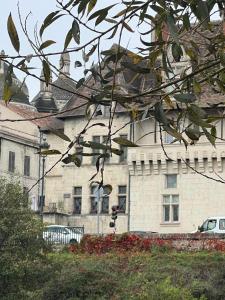 Maison DE LUR
