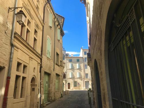 Maison de Roche - Uzès Centre historique La Fenestrelle