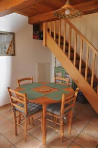 Maison en pierre indépendante 47m² + stationnement