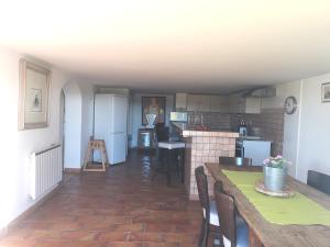 Appartement maison Moliere 3797 Route de Galice 13090 Aix-en-Provence Provence-Alpes-Côte d\'Azur