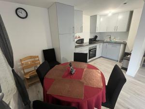 Maison neuve chaleureuse pour 1 à 4 personnes