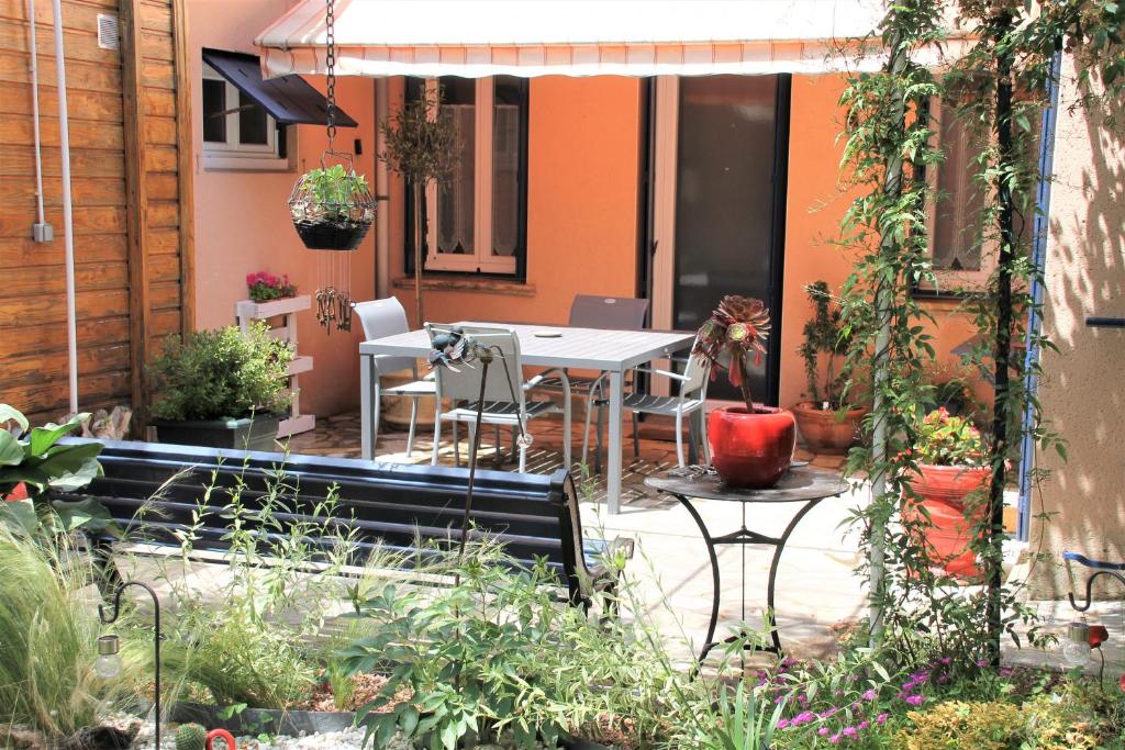 Maison Toulousaine avec jardin 15 Rue du Général Taupin, 31500 Toulouse