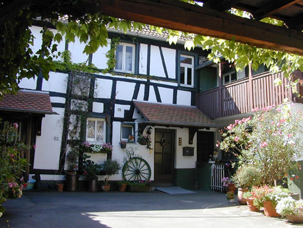 Maisonette im Hof Krupp Waldstr. 8, 53572 Bruchhausen