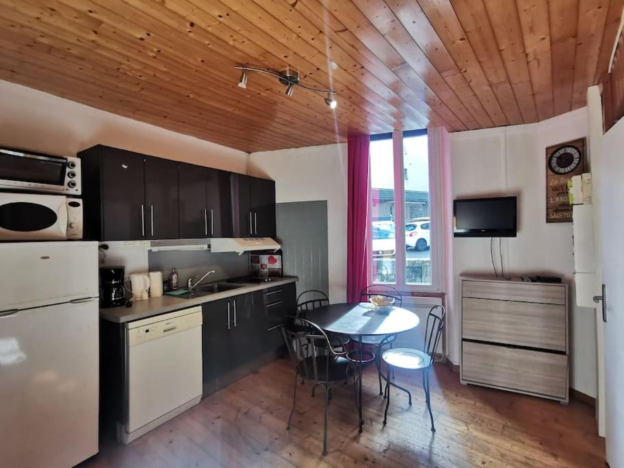 Maisonnette à 200m de la mer 14880 Hermanville-sur-Mer