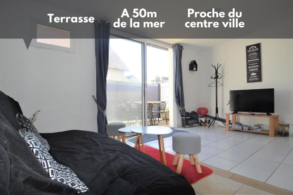 Maisonnette avec terrasse à 50m de la plage 66 Rue du Docteur Charcot, 14530 Luc-sur-Mer