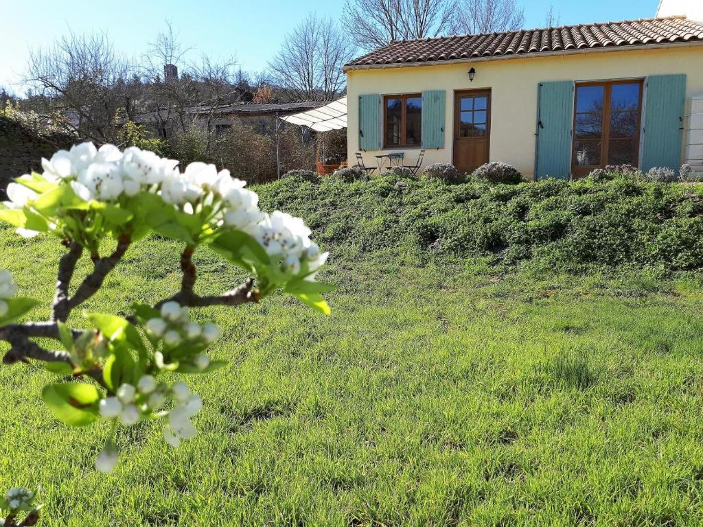 Maisonnette Le Faubourg - CENTRE VILLE, TERRASSE ET NETFLIX 90000 Belfort