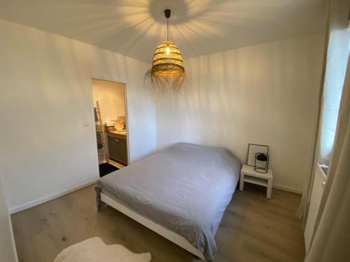 Maisonnette T2 moderne en duplex avec extérieur