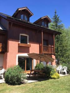 Maisonnette terrasse_Pied de piste Serre-Chevalier