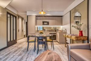 Majestic Broadway - 4 star apartment with spectacular views