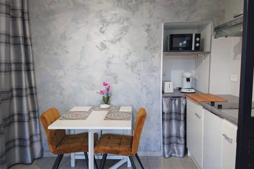 MajorBnB Appartement Confortable proche de Geneve D4