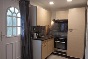MajorBnB Confortable studio parking gratuit GENEVE C2