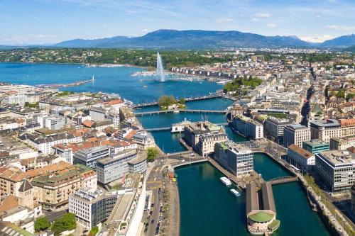 MajorbnbVery comfortable renovated apartment with garden close to Swiss A1